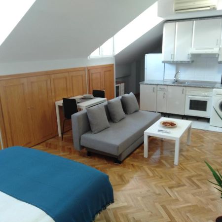 Airport Ifema Barajas Home Madrid Eksteriør billede